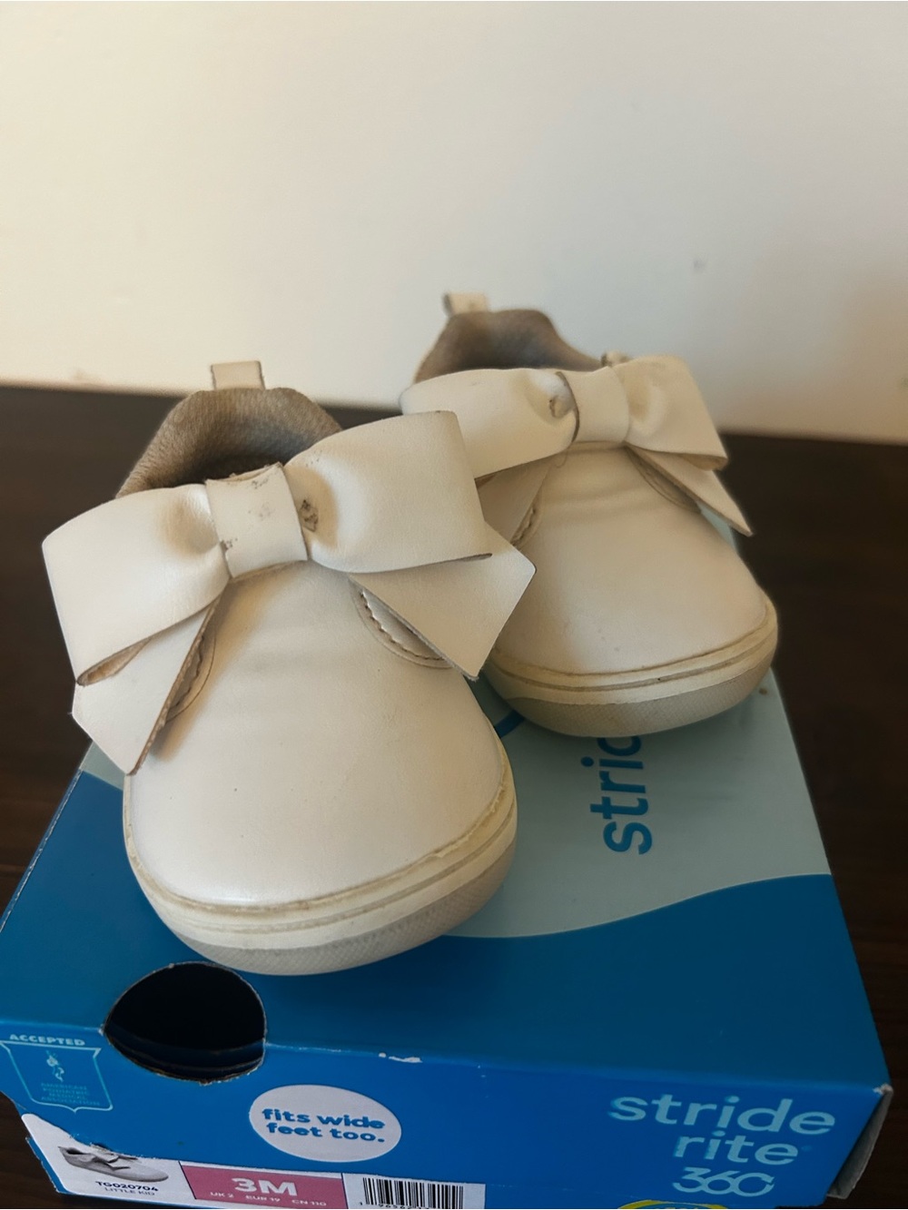 Stride Rite Cream Baby Bow Slip-On Walkers